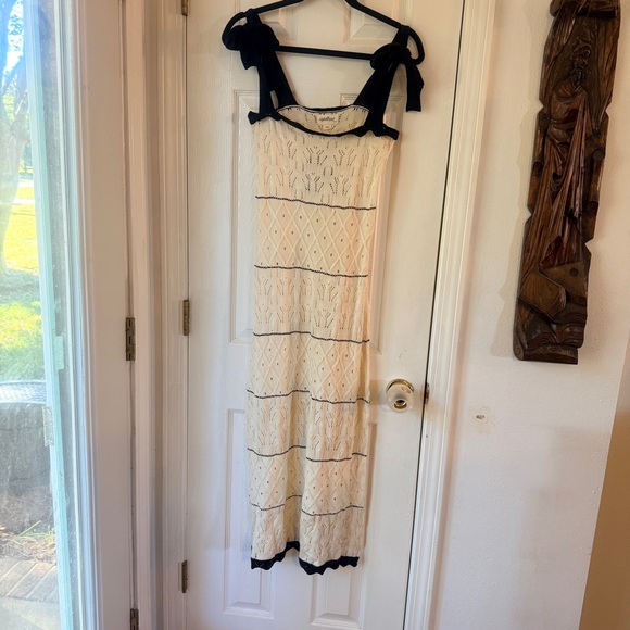 CAPITTANA Valeria knit Black and White Dress XS/ Small - Picture 4 of 7